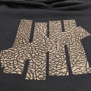 RARE Slightly Used Undefeated LA Crackle XL